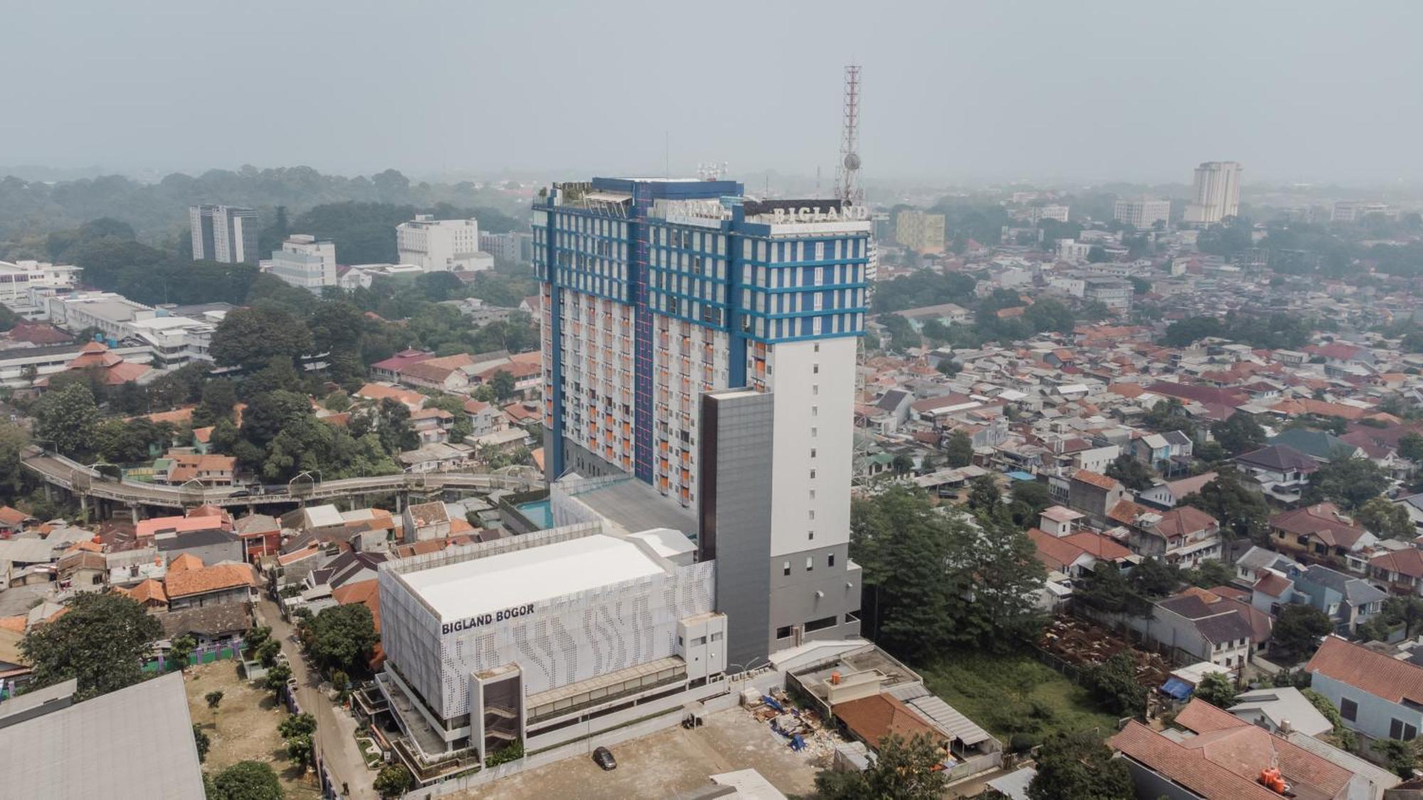 Bigland Bogor Hotel Powered By Archipelago Экстерьер фото